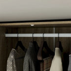 Armoire en bois au charme naturel - Design en rotin respirant Grand espace de rangement