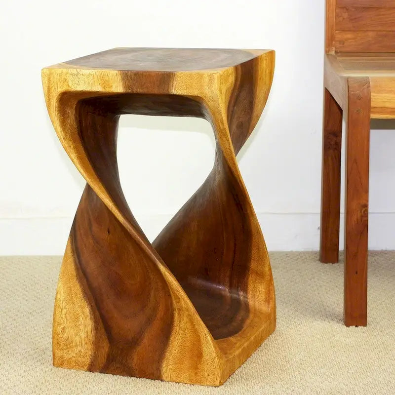 Tabouret torsadé original en bois Haussmann 12 X 12 X 20 po en chêne huilé - 12 x 12 x 20