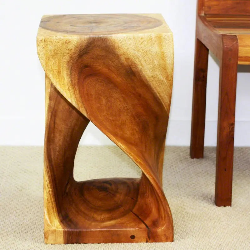 Tabouret torsadé original en bois Haussmann 12 X 12 X 20 po en chêne huilé - 12 x 12 x 20
