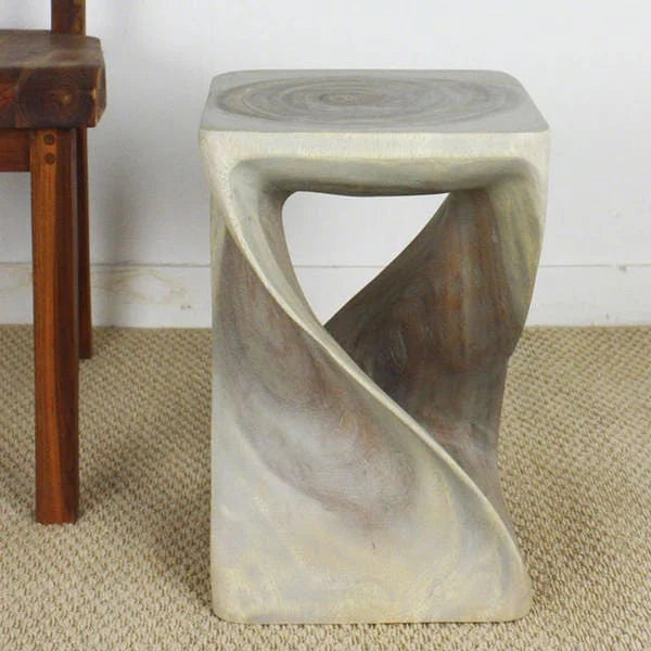 Tabouret torsadé en bois sculpté à la main 12x12x18" Finition huilée grise