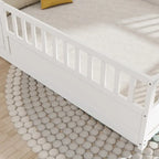 Lit de sol Montessori en bois pour enfant avec sommier à lattes